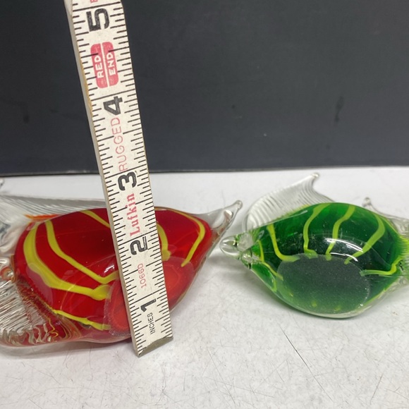 Handblown Glass Fish Paperweights Red Green Pair - Picture 15 of 15